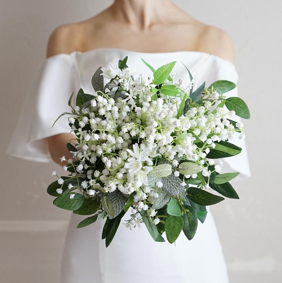 すずらんとかすみ草のナチュラルブーケ（ブートニア付） | 3枚目