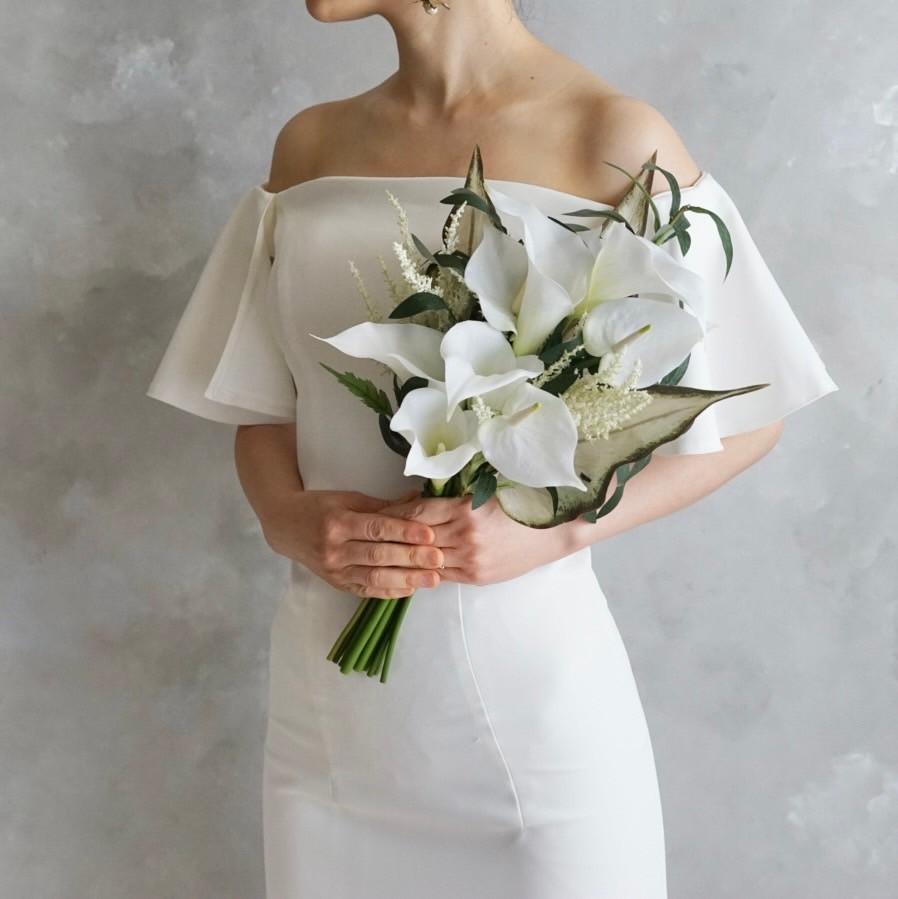 スタイリッシュなWhiteカラーブーケ（ブートニア付） | 2枚目